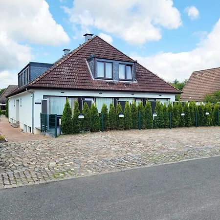 Moderne Mit Sonnenterrasse & Gartenblick - Strandnah Und Parkplatz In Ruhiger Lage - Hoher Schlafkomfort * Scharbeutz